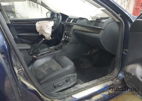 2014 Volkswagen Passat 2.0L Tdi Sel Premium from USA, damaged, VIN 1VWCN7A35EC050704